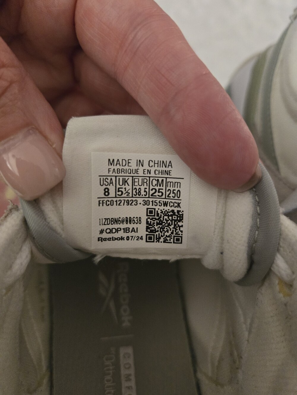 Womens' Reeboks - Picture 7 of 11